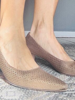 Salvatore Ferragamo Iridescent Metallic Taupe-Pink Leather Insole